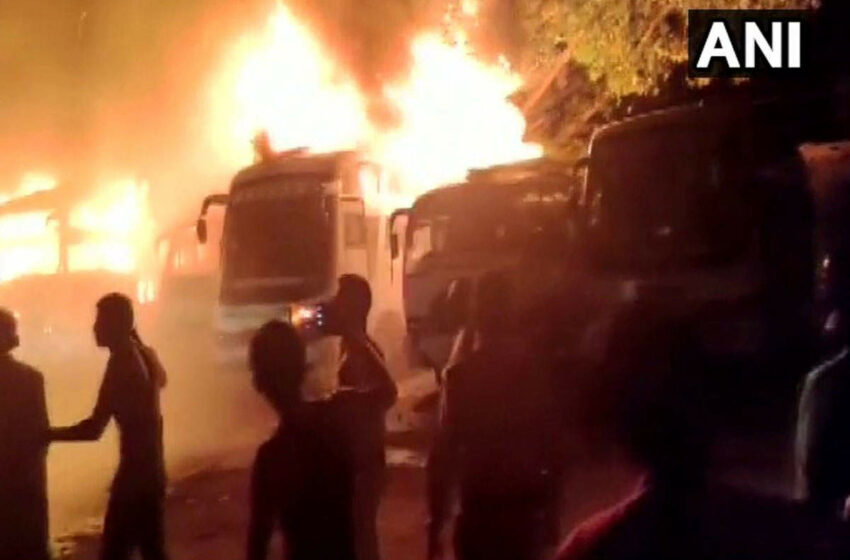  तेलंगाना: हैदराबाद की लकड़ी के गोदाम में भीषण आग, 11 की मौत,